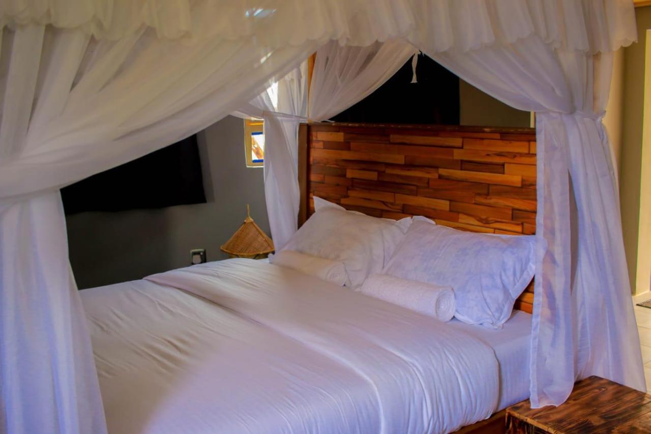 Amanya 3-Bedroom Hut Amboseli Exterior foto