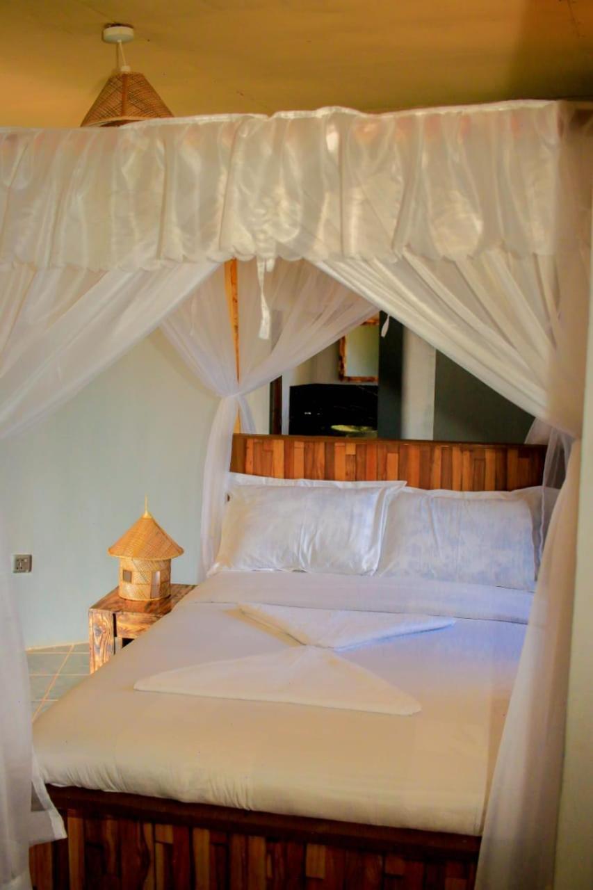 Amanya 3-Bedroom Hut Amboseli Exterior foto