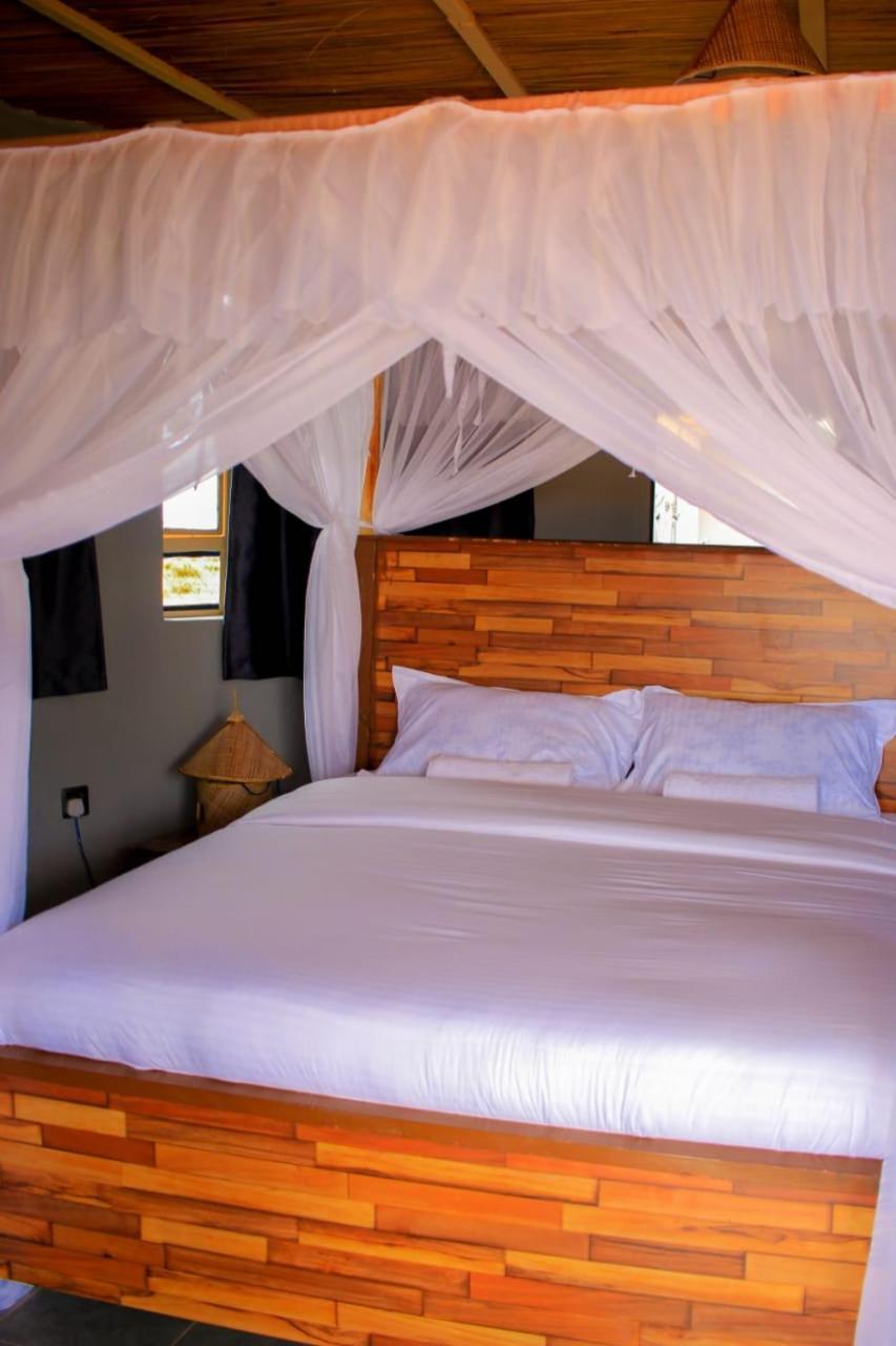 Amanya 3-Bedroom Hut Amboseli Exterior foto