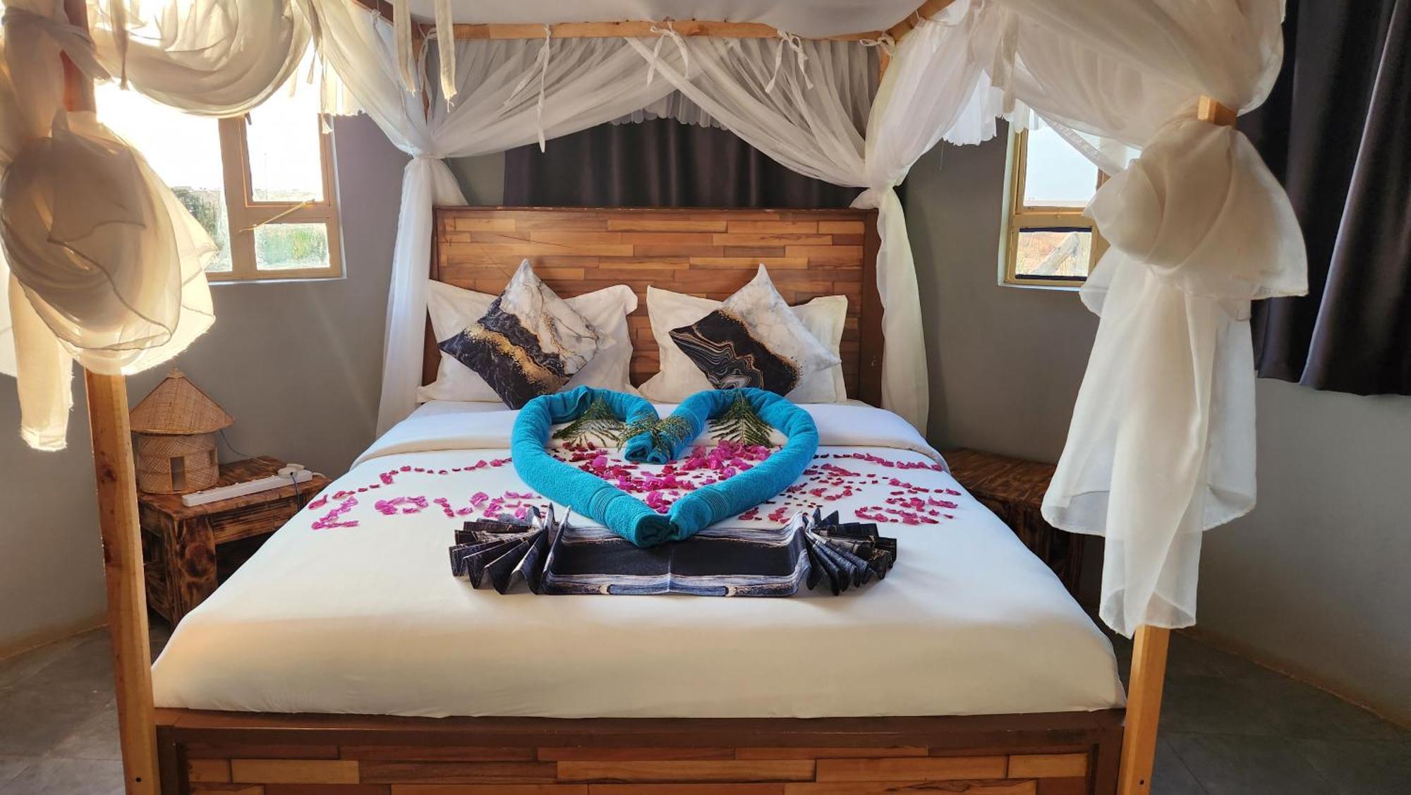 Amanya 3-Bedroom Hut Amboseli Exterior foto
